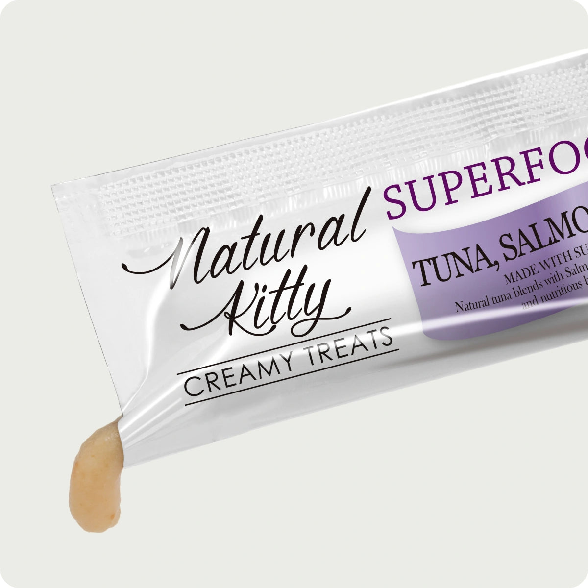 Natural Kitty Creamy Treats Tonno, Salmone e Mirtillo
